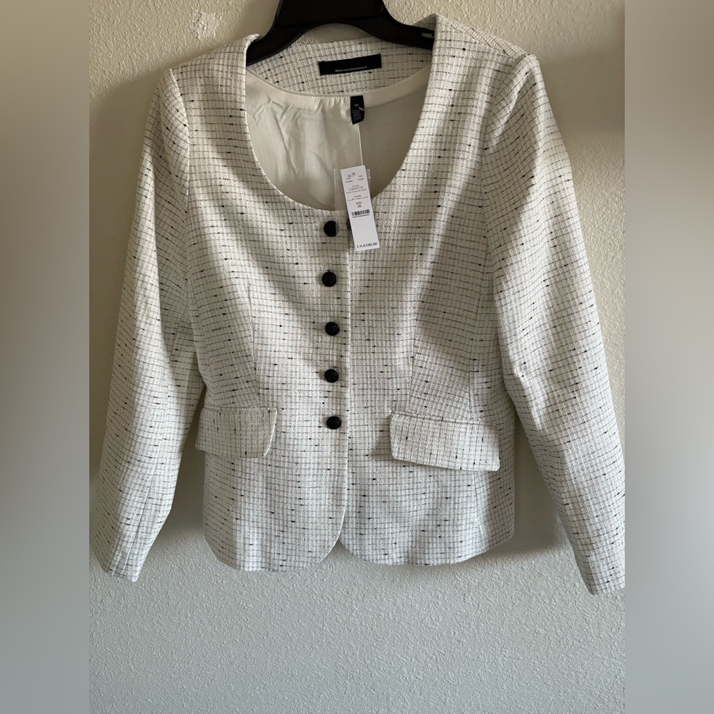 White House Black Market Bouclé Blazer | Scoop Neck | NWT | Size 10 - Picture 3 of 4